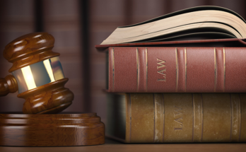 Choosing the Right Attorney in Canada: Tips for Legal Success